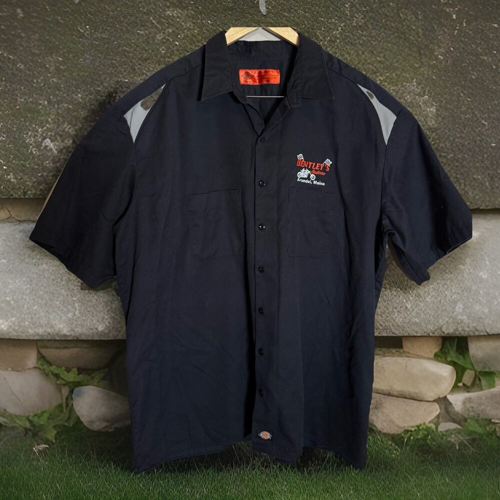 Bentley’s Saloon Arundel Maine Button Down, Short Slv, 3XL, Black, EUC